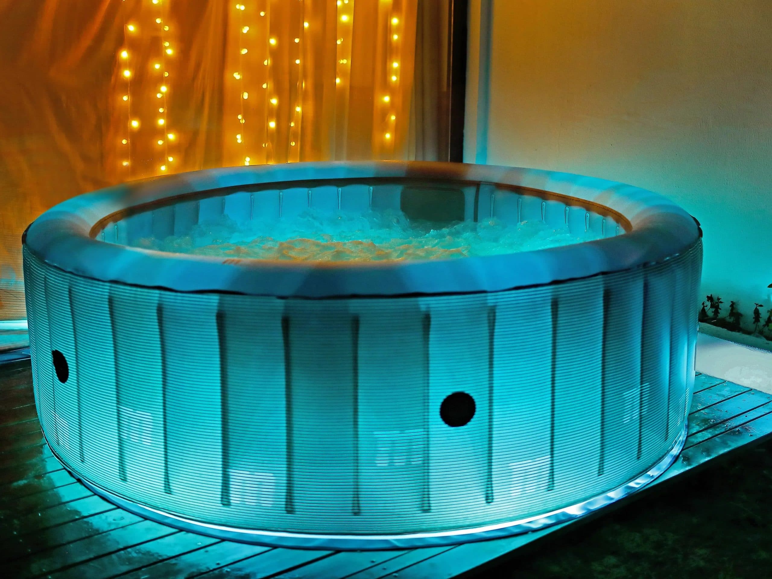 Wanna z hydromasażem mSpa STARRY - poj. 930 l